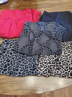 5 Pairs Of Harem Shorts.